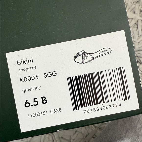 Kate Spade Vibrant Green Bow Sandals - Picture 3 of 7